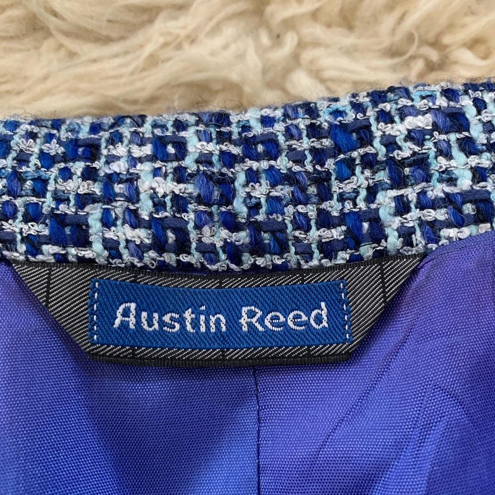Austin Reed Blazer - Picture 3 of 7